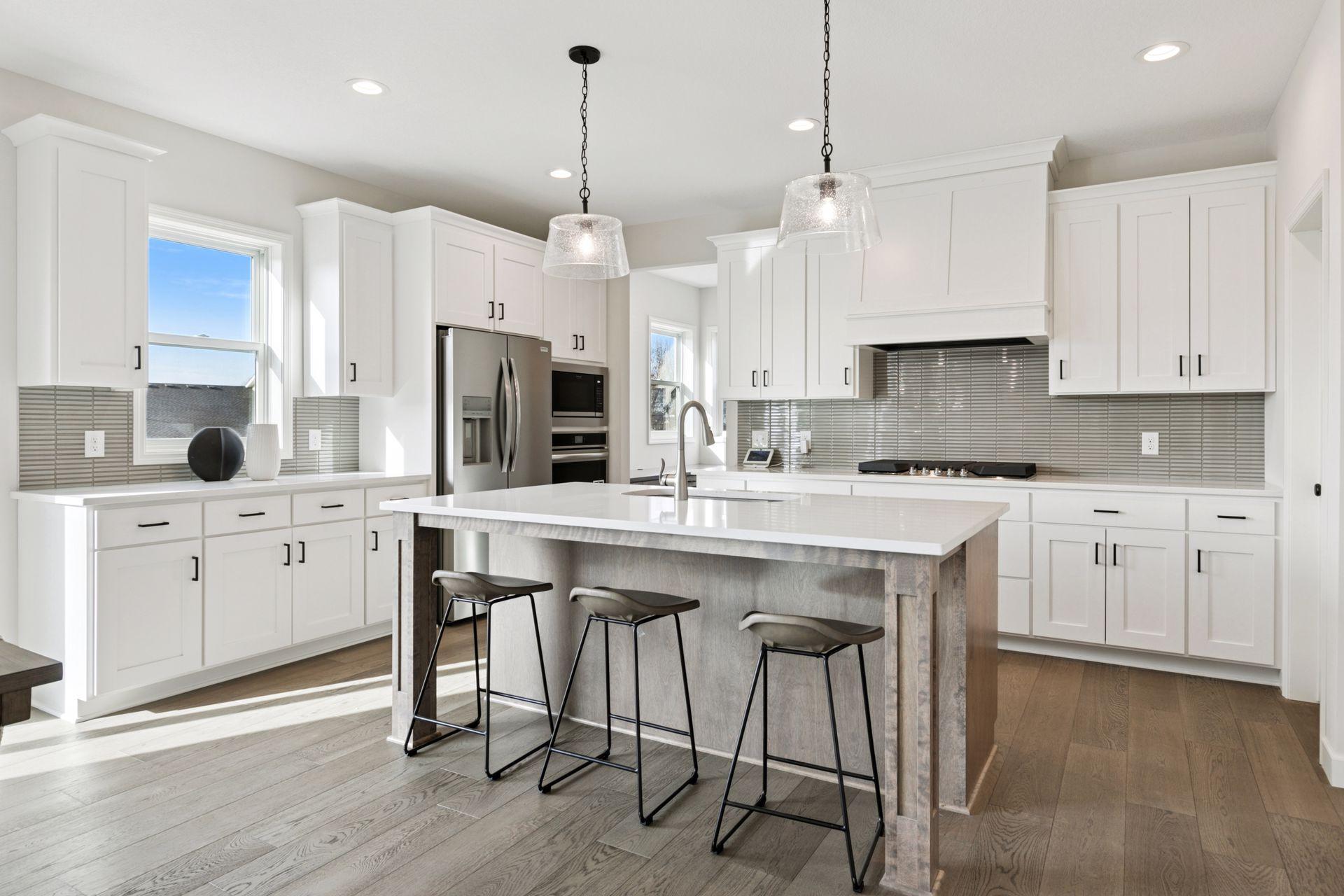 17995 Headwaters Drive, Lakeville, Minnesota image 13