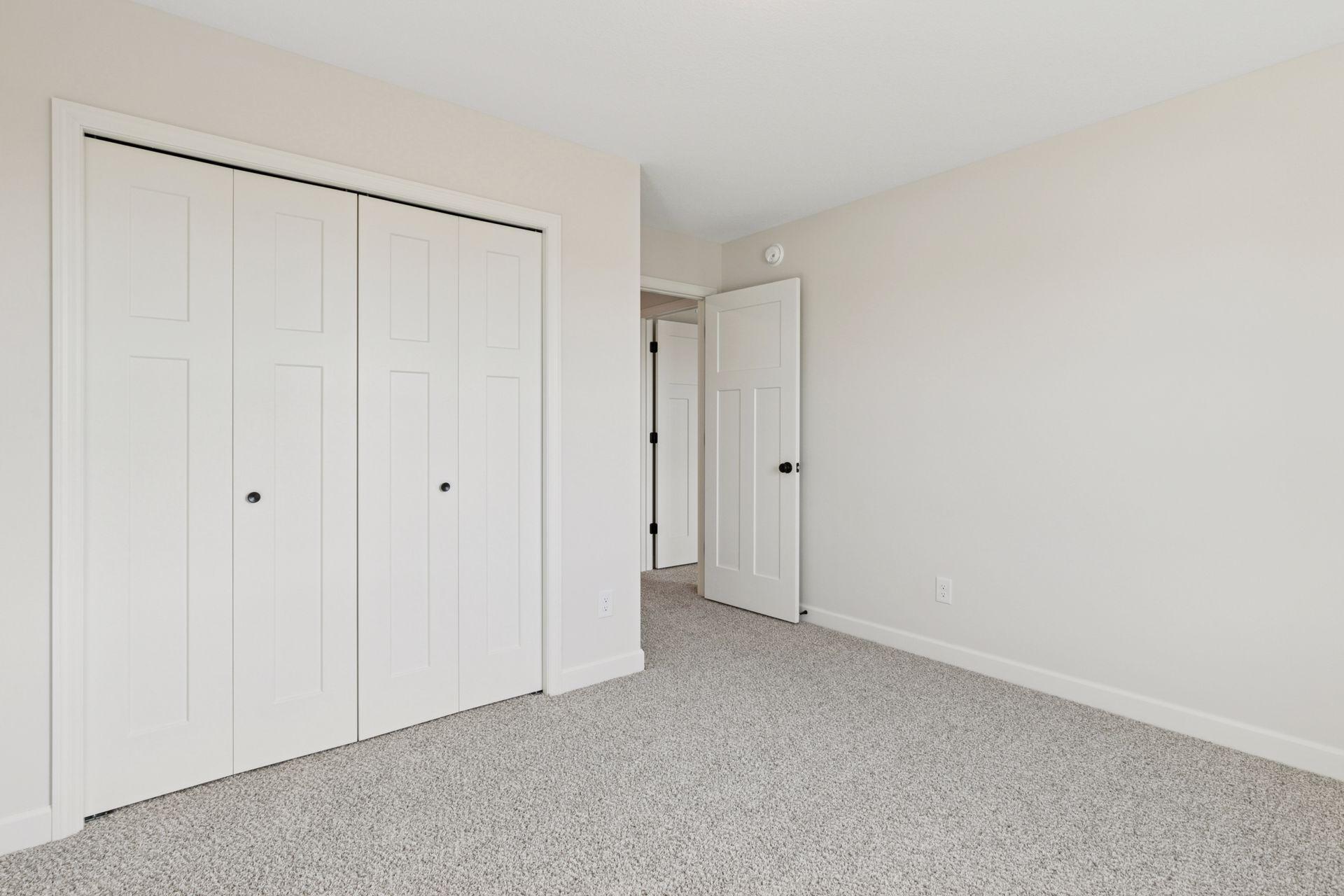 17995 Headwaters Drive, Lakeville, Minnesota image 32