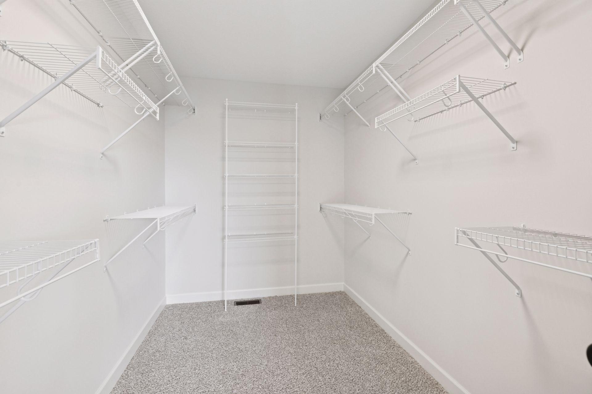 17995 Headwaters Drive, Lakeville, Minnesota image 30