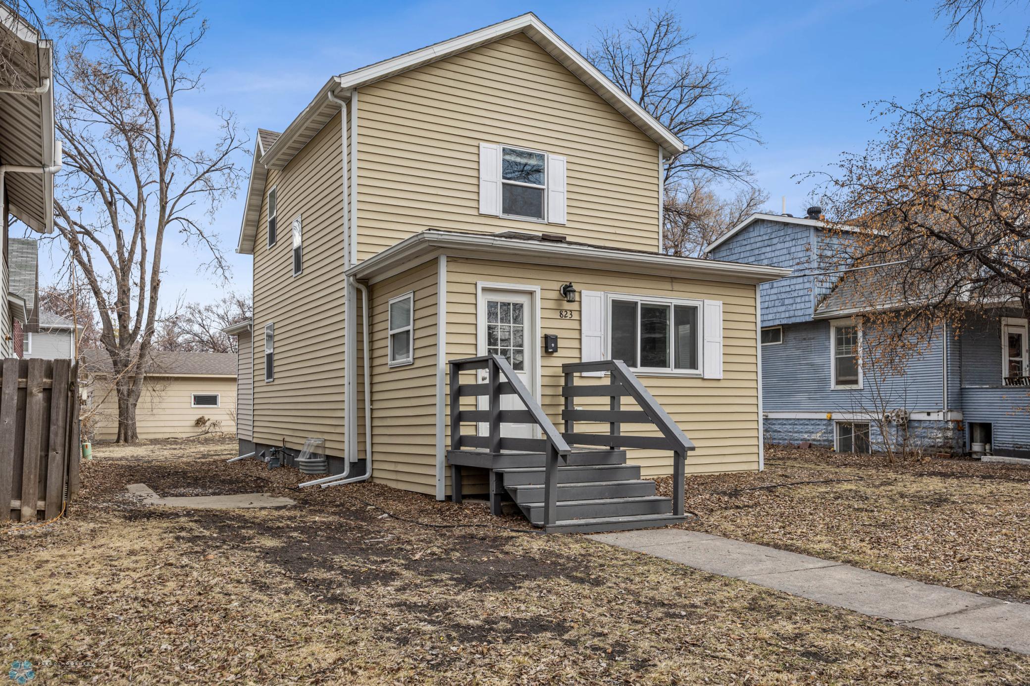 823 9th Street, Fargo, North Dakota image 1