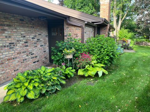 Townhouse For Sale - 1185 Weston Ln<br/> Plymouth, MN 55447
