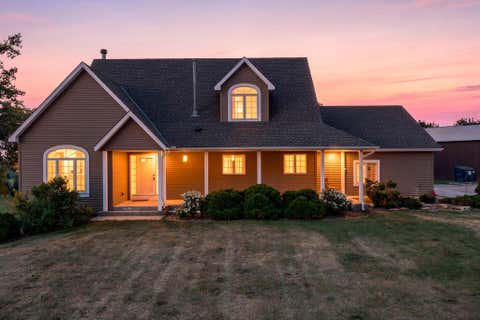 Homes For Sale - 8785 E 275th Street<br/> Scott County, Elko New Market, MN 55020