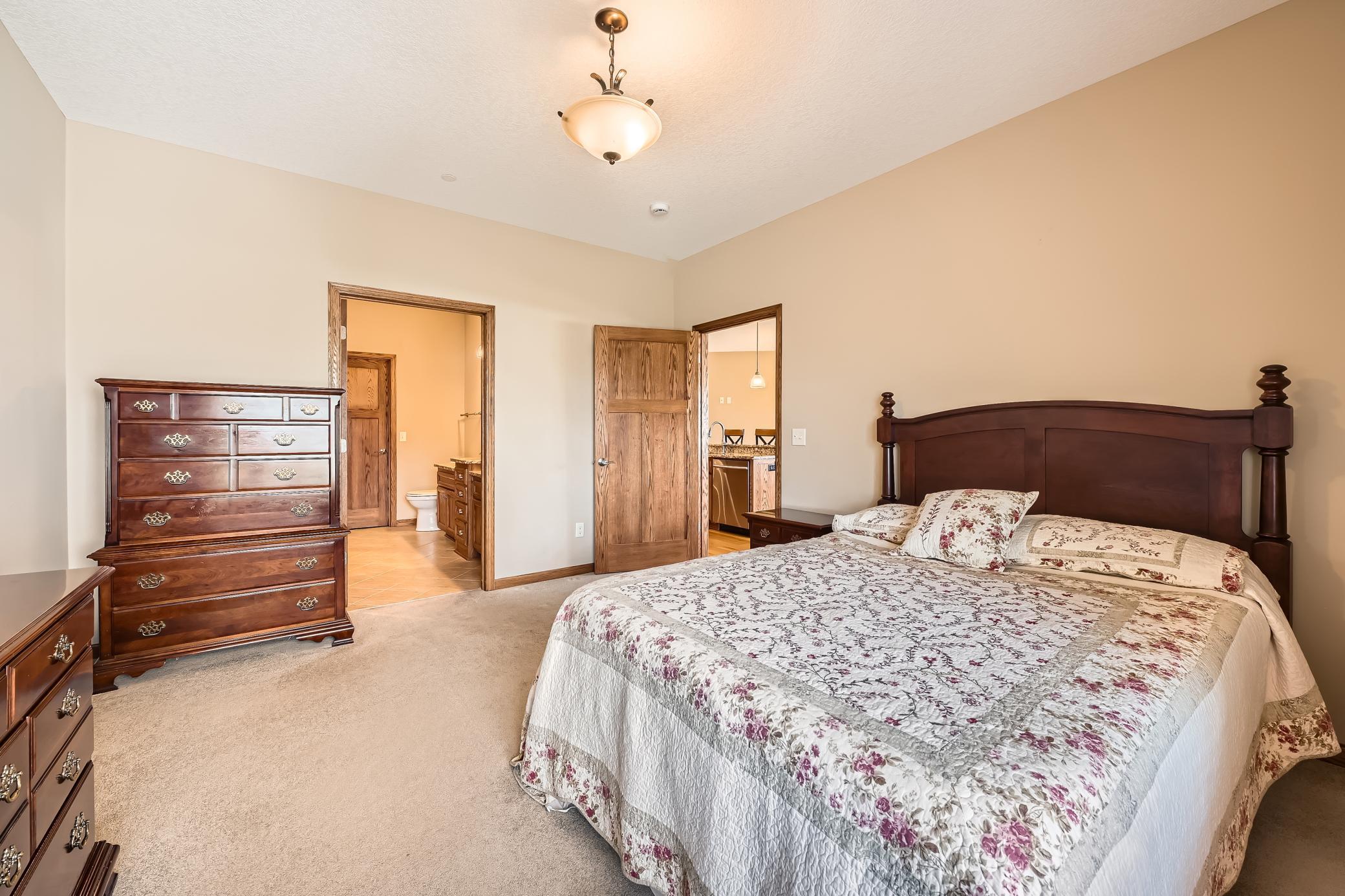 20620 Everton Way, Forest Lake, Minnesota image 11