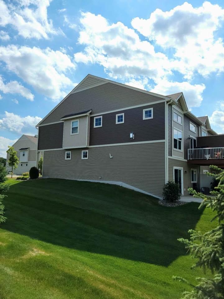 337 Stonewood Place, Burnsville, Minnesota image 3