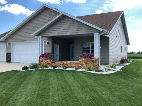 Homes For Sale - 647 43 1/2 Avenue<br/> Clay County, Moorhead, MN 56560