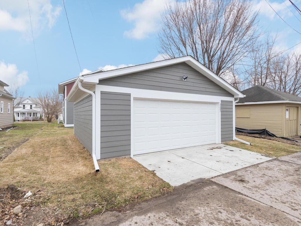 2207 Queen Avenue, Minneapolis, Minnesota image 28