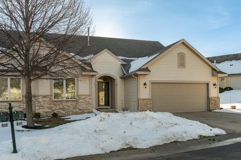 Townhouse For Sale - 5420 Greens Drive<br/> Rochester, MN 55901
