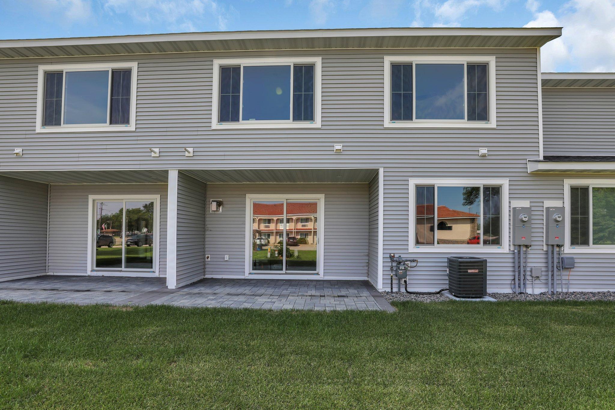 308 Lauren Lane, Spicer, Minnesota image 2