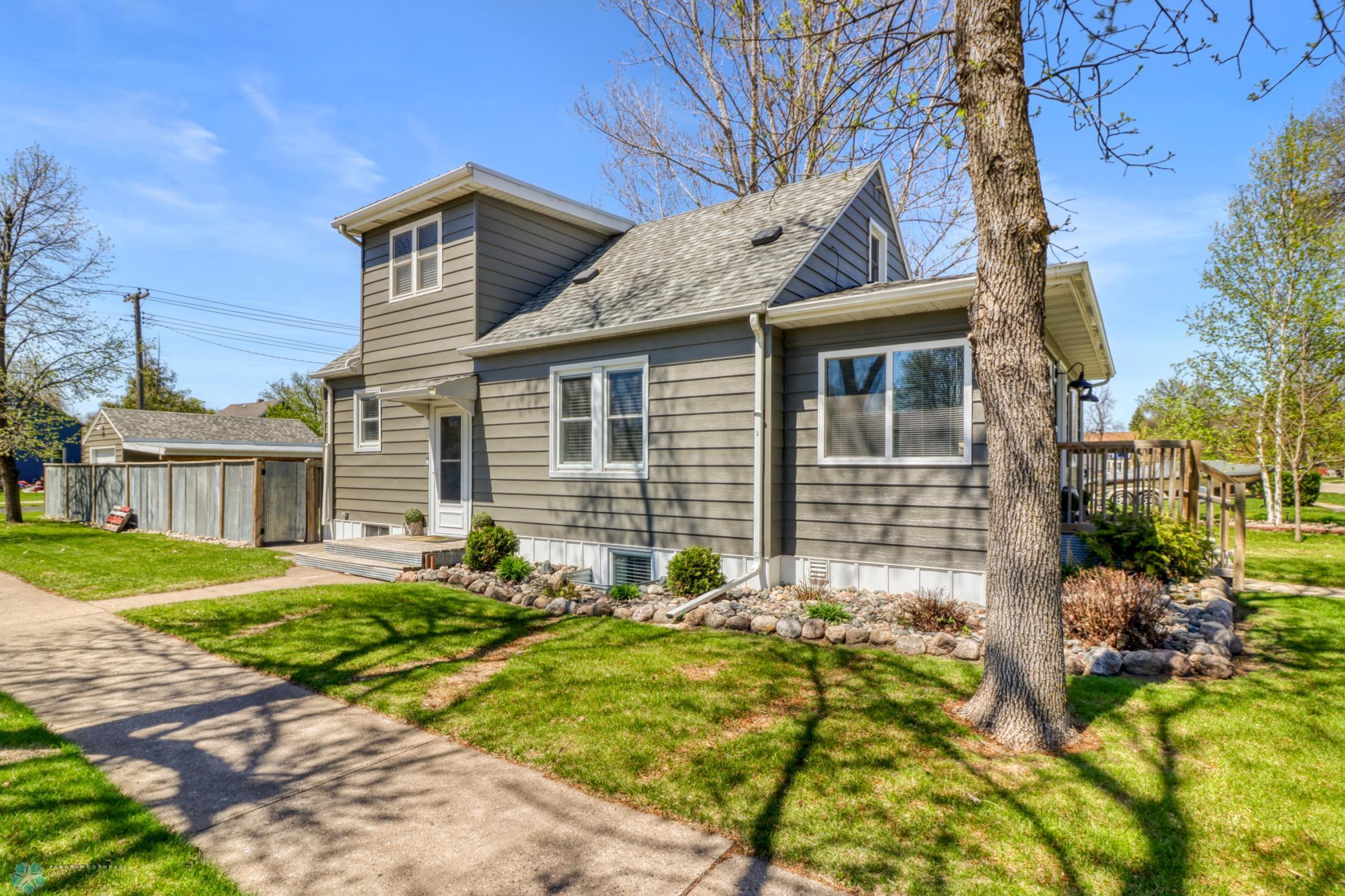 101 5th Street, Barnesville, Minnesota image 2