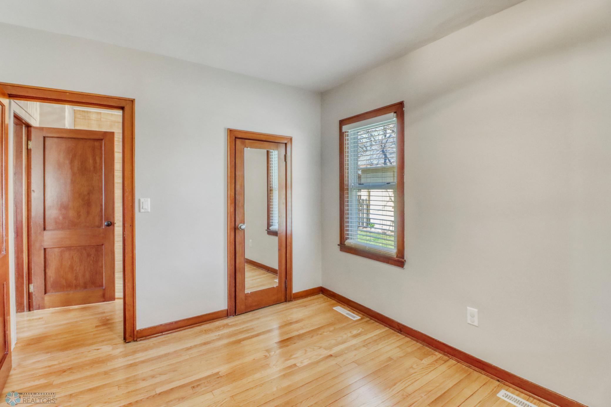 101 5th Street, Barnesville, Minnesota image 18
