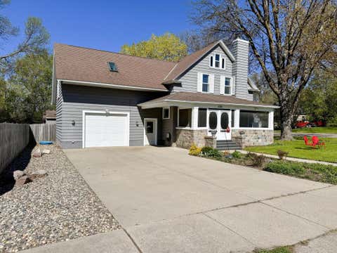 Homes For Sale - 1019 N Vine Street<br/> Otter Tail County, Fergus Falls, MN 56537