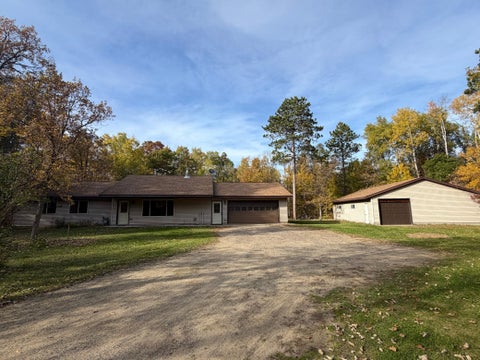 Homes For Sale - 3176 Ellis Road<br/> Jenkins, MN 56472