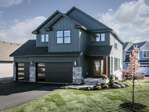 Homes For Sale - 4303 Bass Street<br/> Prior Lake, MN 55372