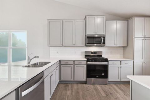 Homes For Sale - 1634 Denali Drive<br/> Shakopee, MN 55379