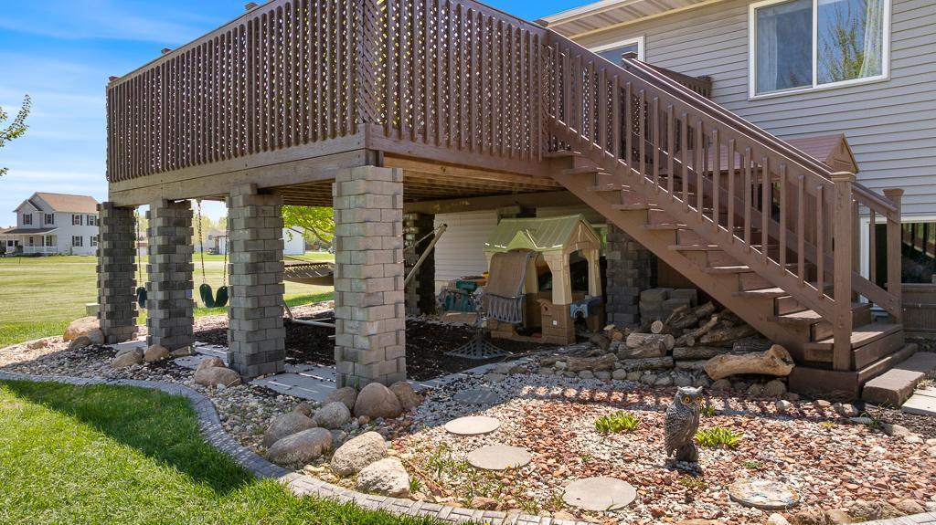 518 Harriett Drive, Marshall, Minnesota image 14