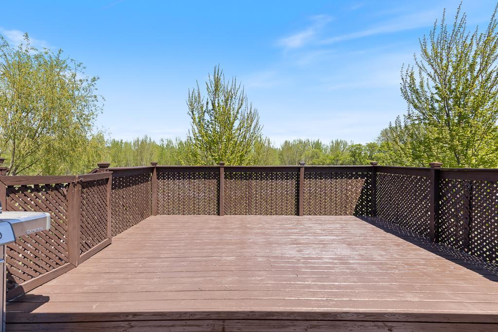 518 Harriett Drive, Marshall, Minnesota image 16