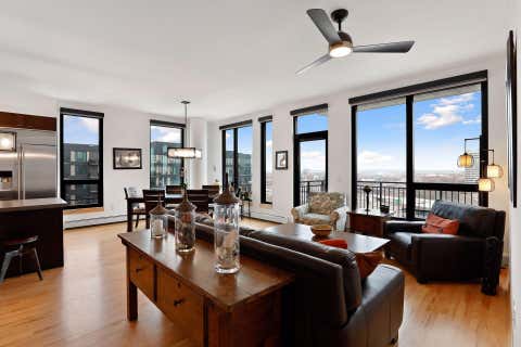 Condo For Rent - 1240 S 2nd Street<br/> Minneapolis, MN 55415