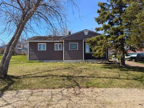 Homes For Sale - 122 Banks Boulevard<br/> Silver Bay, MN 55614