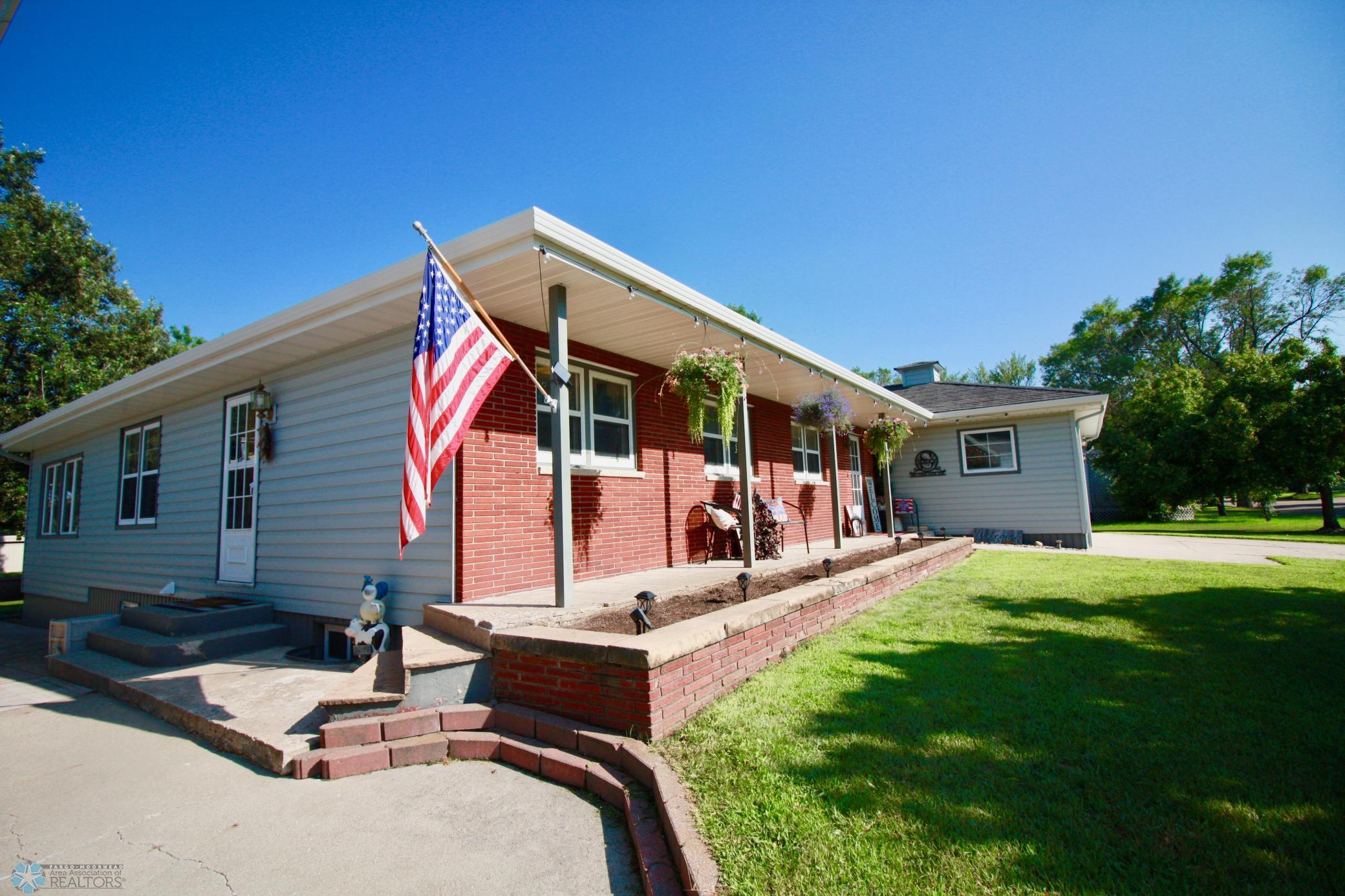 407 2nd Avenue, Hankinson, North Dakota image 4