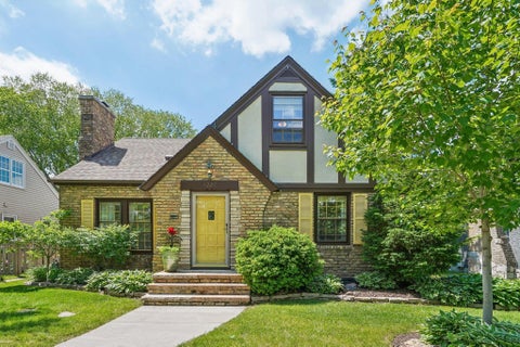 Homes For Sale - 4227 York Avenue<br/> Minneapolis, MN 55422