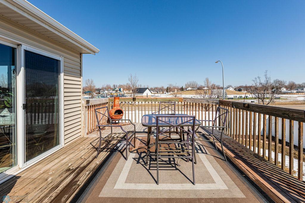 1703 Huntington Drive, West Fargo, North Dakota image 44