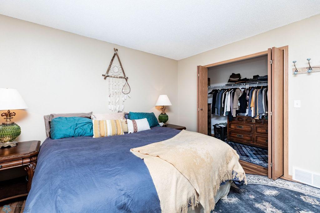 1703 Huntington Drive, West Fargo, North Dakota image 21