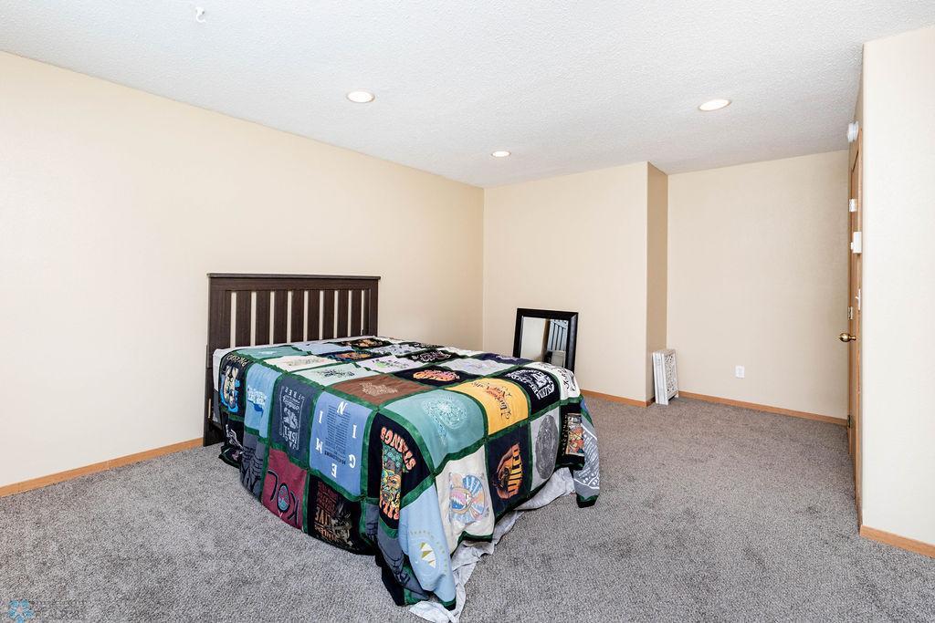 1703 Huntington Drive, West Fargo, North Dakota image 29