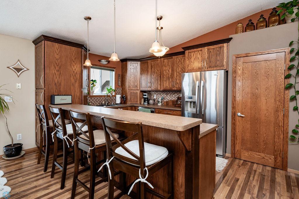 1703 Huntington Drive, West Fargo, North Dakota image 11