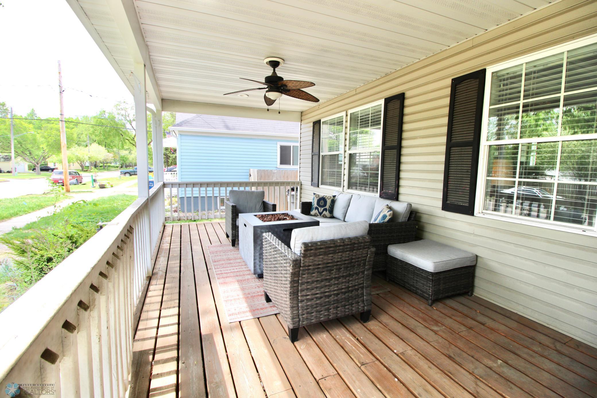 1032 4th Avenue, Moorhead, Minnesota image 3