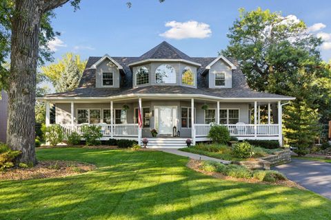 Homes For Sale - 5371 W Bald Eagle Boulevard<br/> Saint Paul, MN 55110