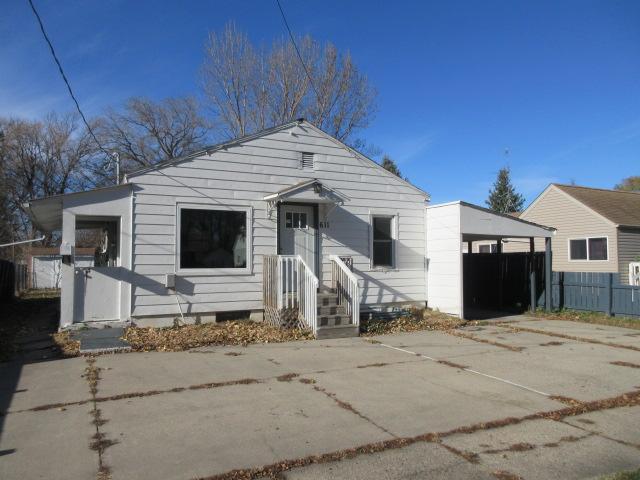 Moorhead, Minnesota 56560, United States, 3 Bedrooms Bedrooms, ,2 BathroomsBathrooms,Residential,Active,87699