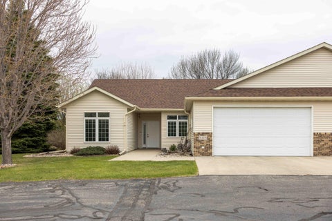 Townhouse For Sale - 4534 3rd Street<br/> Clay County, Moorhead, MN 56560