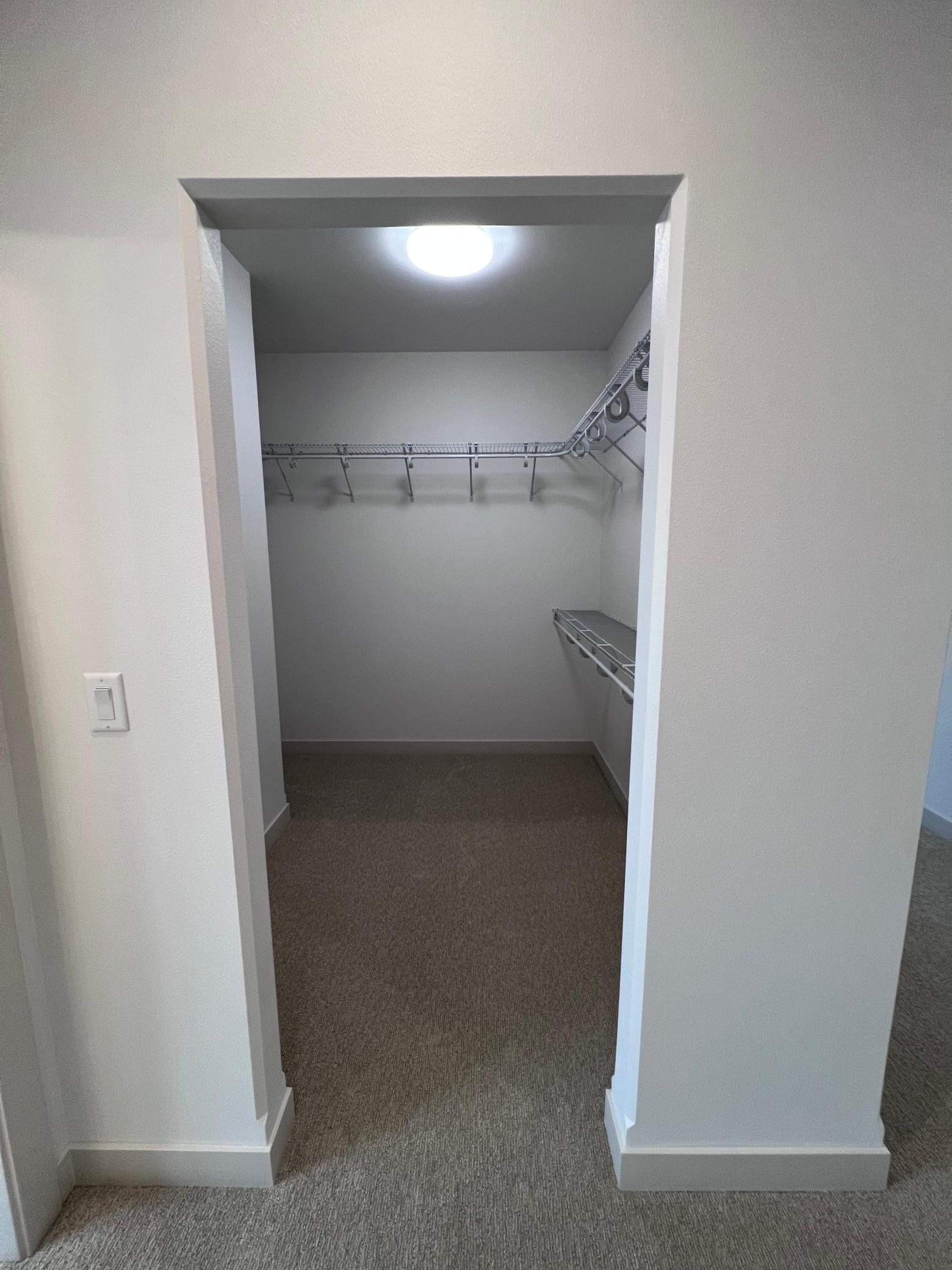 Horace, North Dakota 58047, United States, 4 Bedrooms Bedrooms, ,4 BathroomsBathrooms,Residential,Pending,223421