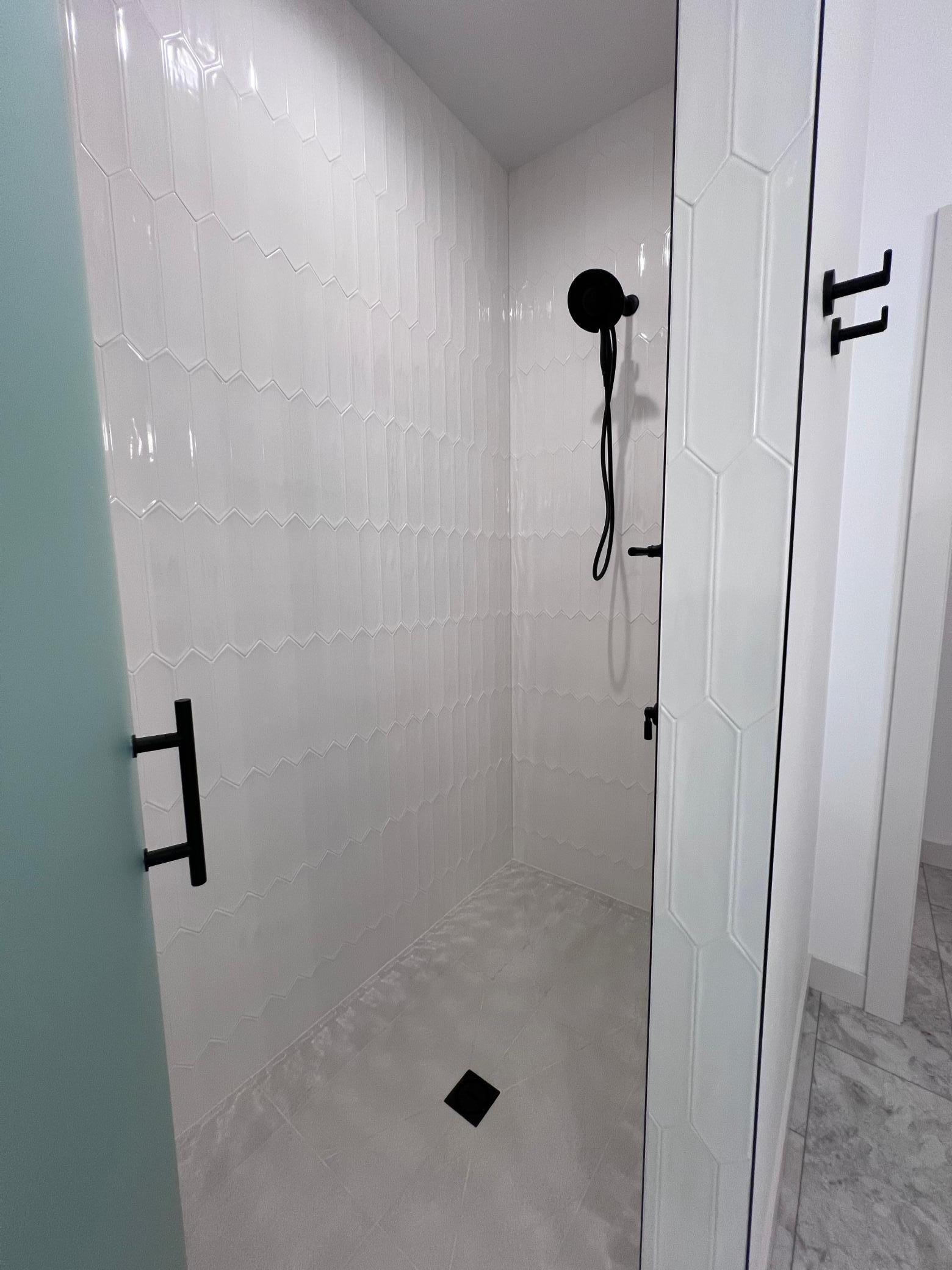 Horace, North Dakota 58047, United States, 4 Bedrooms Bedrooms, ,4 BathroomsBathrooms,Residential,Pending,223421