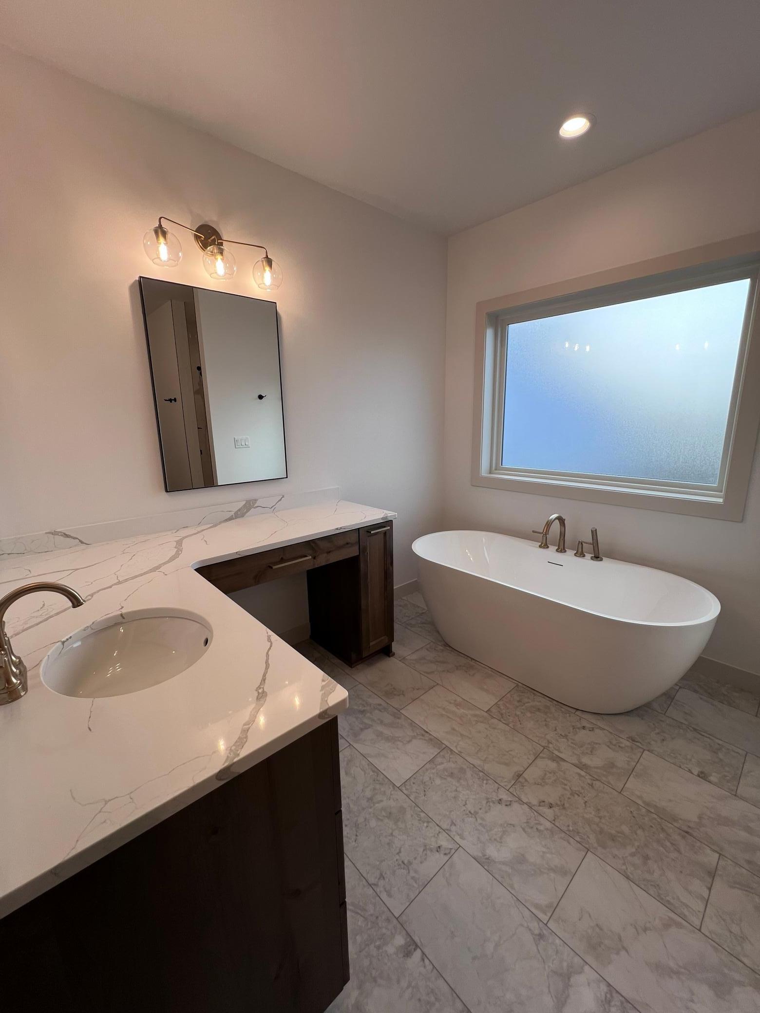 Horace, North Dakota 58047, United States, 4 Bedrooms Bedrooms, ,4 BathroomsBathrooms,Residential,Pending,223421