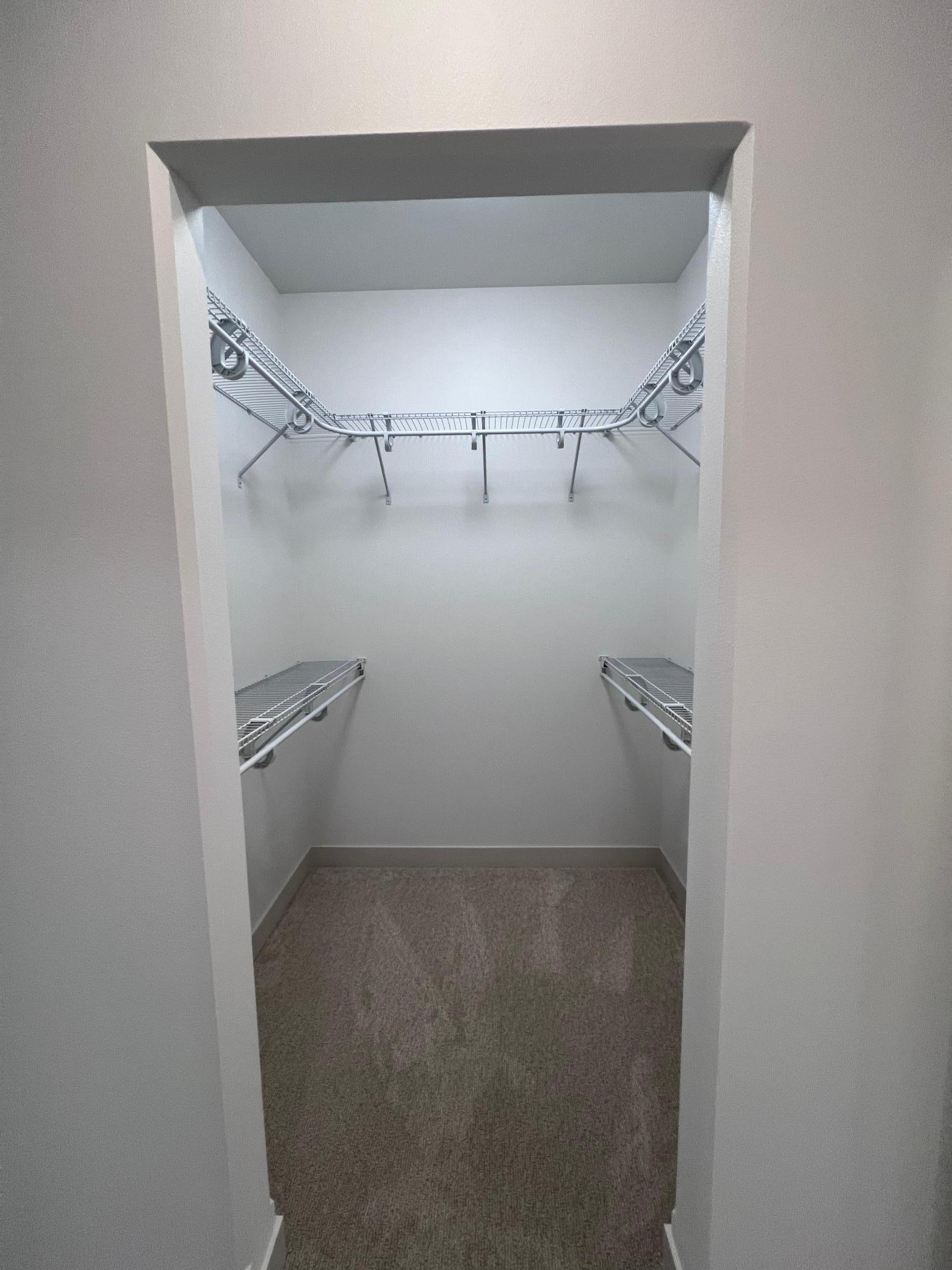 Horace, North Dakota 58047, United States, 4 Bedrooms Bedrooms, ,4 BathroomsBathrooms,Residential,Pending,223421