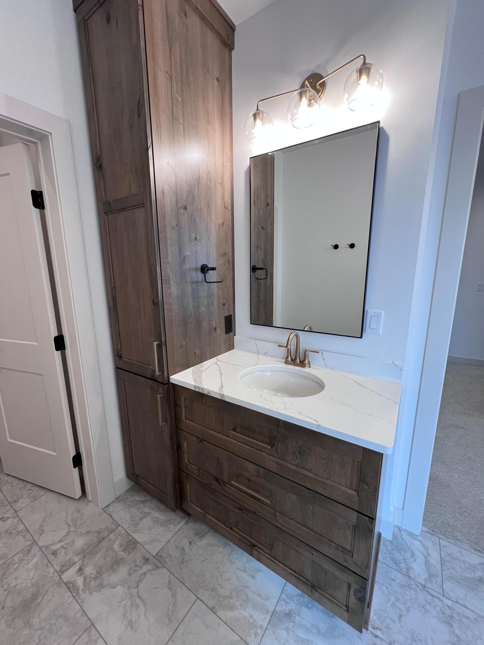 Horace, North Dakota 58047, United States, 4 Bedrooms Bedrooms, ,4 BathroomsBathrooms,Residential,Pending,223421