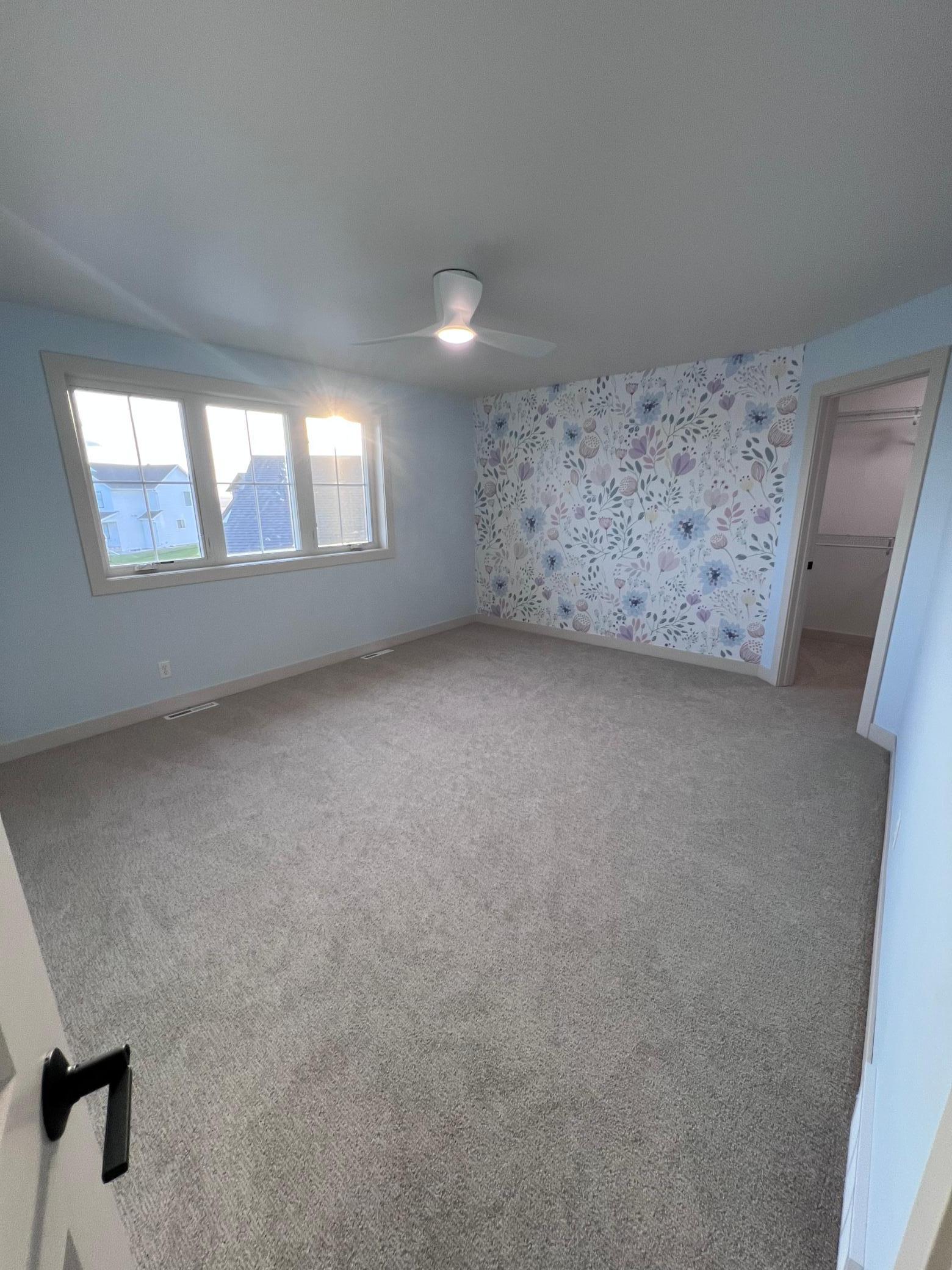 Horace, North Dakota 58047, United States, 4 Bedrooms Bedrooms, ,4 BathroomsBathrooms,Residential,Pending,223421