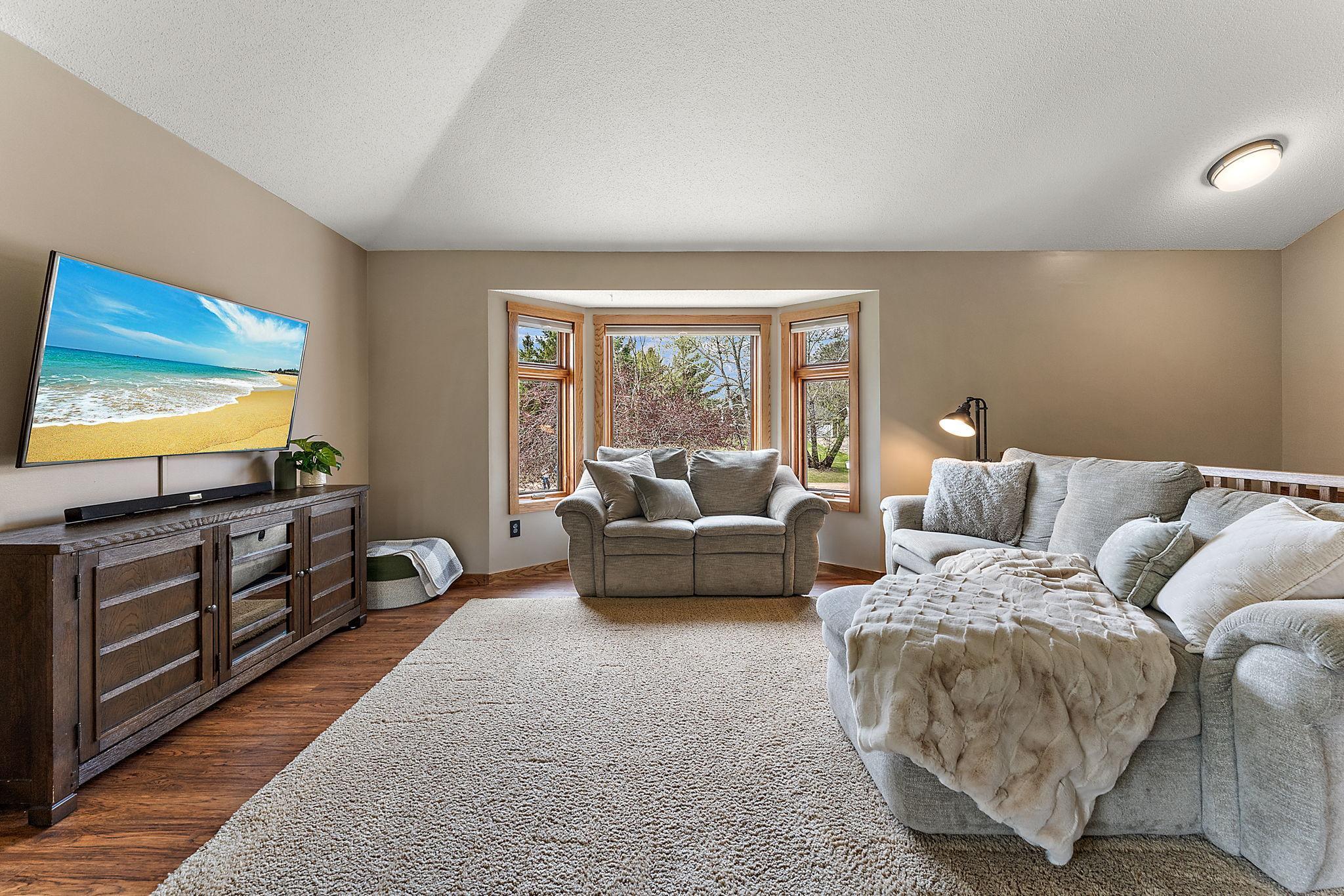 24271 Amazon Street, Stacy, Minnesota image 3
