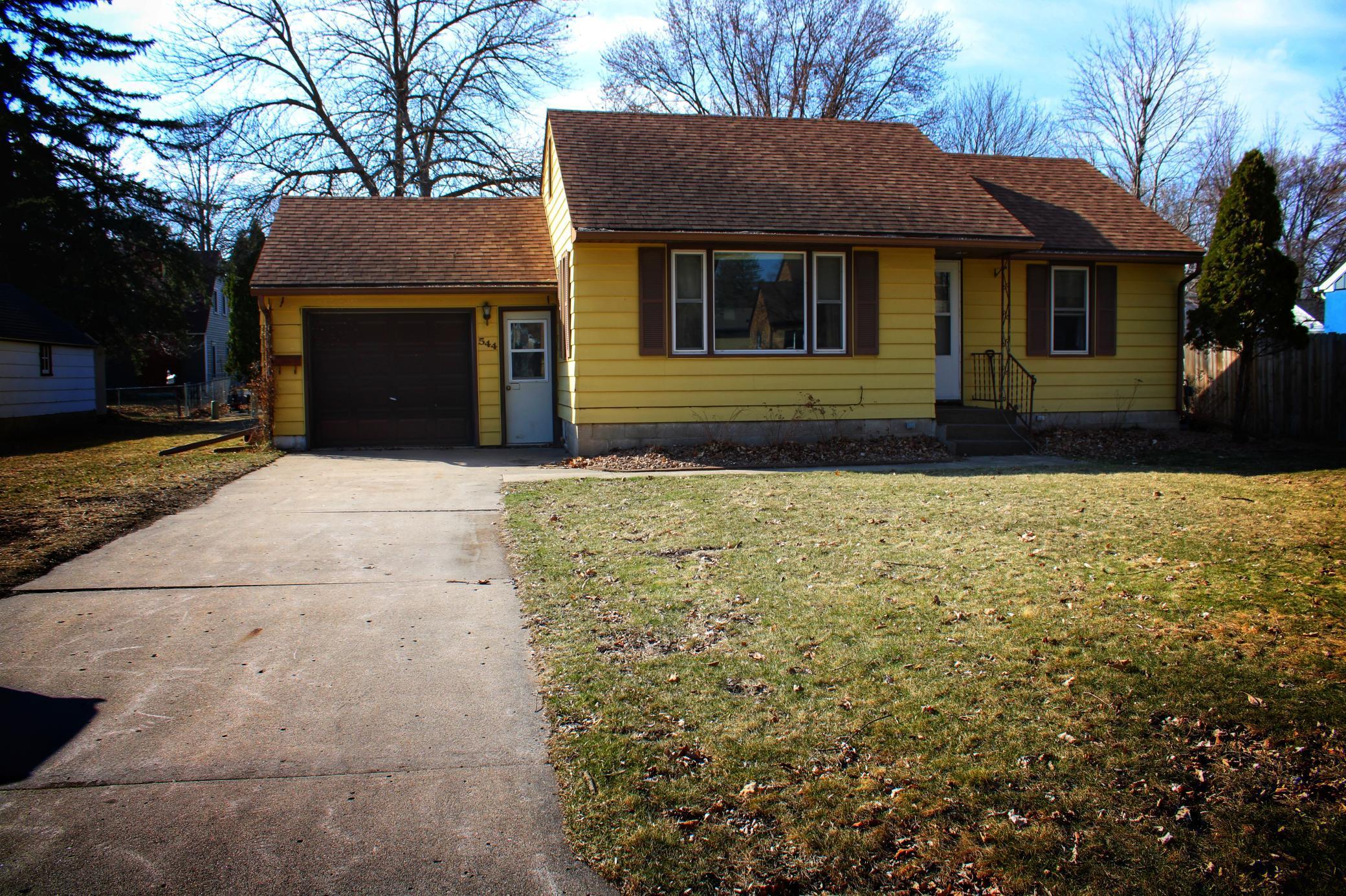 544 Clark Street, Hutchinson, Minnesota image 2