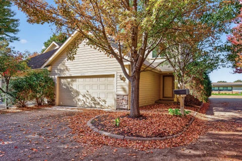 Townhouse For Sale - 12551 Lynn Avenue<br/> Savage, MN 55378