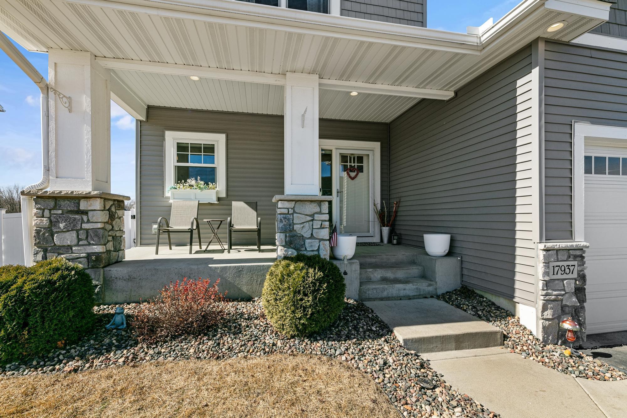 17937 Equinox Avenue, Lakeville, Minnesota image 3