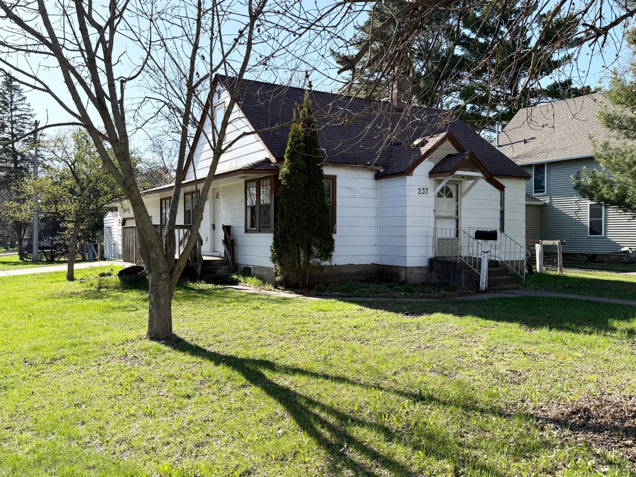 237 Wood Street, Mora, Minnesota image 2