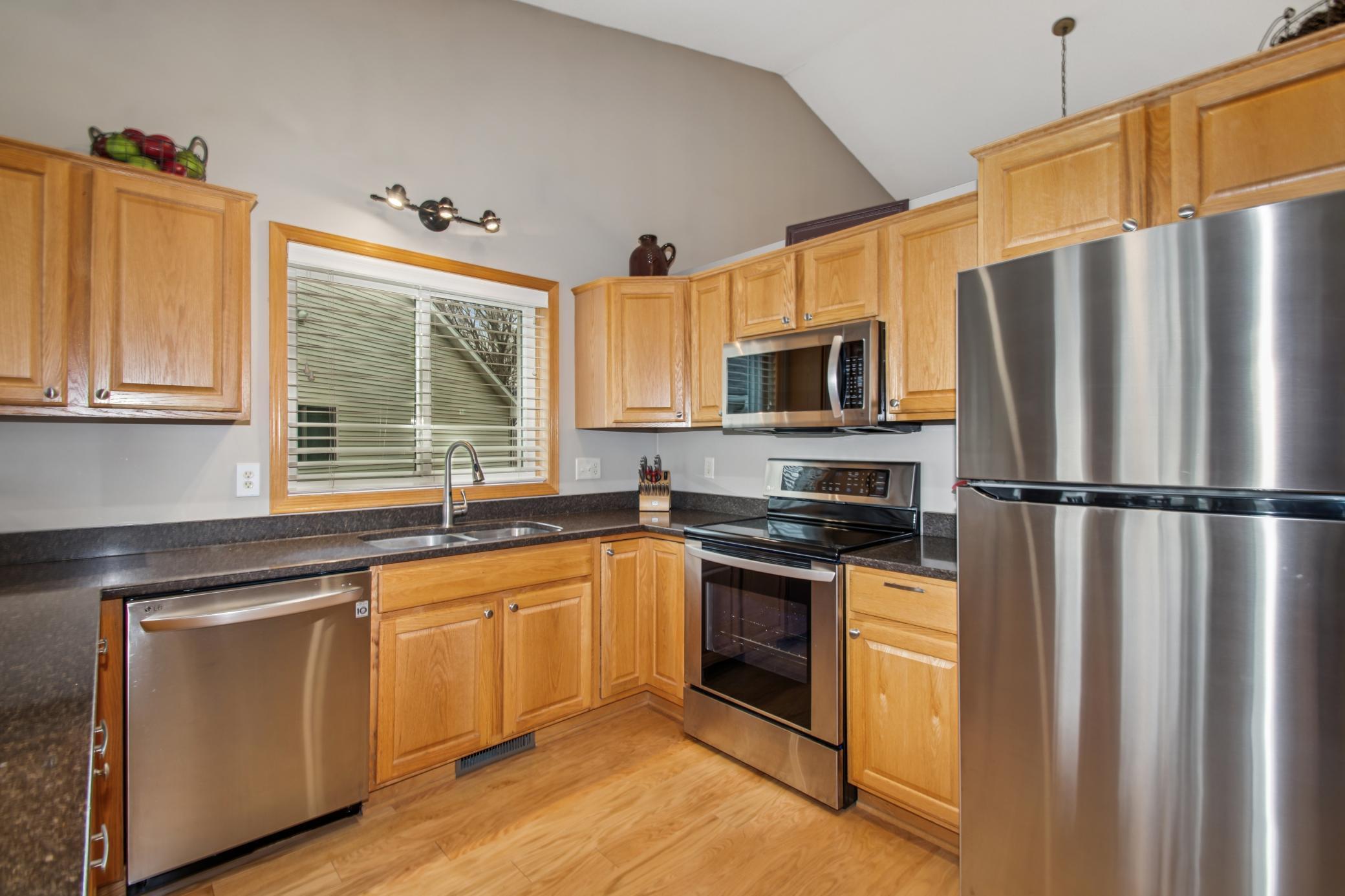 3605 122nd Circle, Coon Rapids, Minnesota image 3