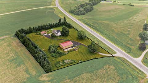 Homes For Sale - 42219 Highway 58 Boulevard<br/> Zumbrota, MN 55992