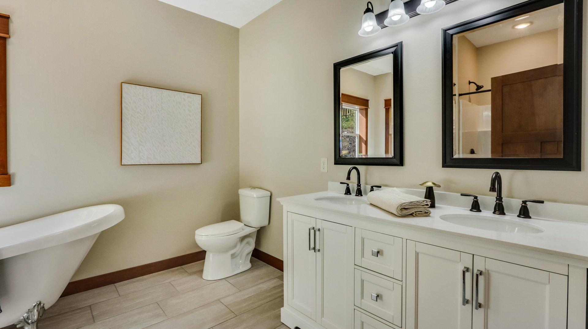 4715 Oakwood Hills Parkway, Eau Claire, Wisconsin image 16