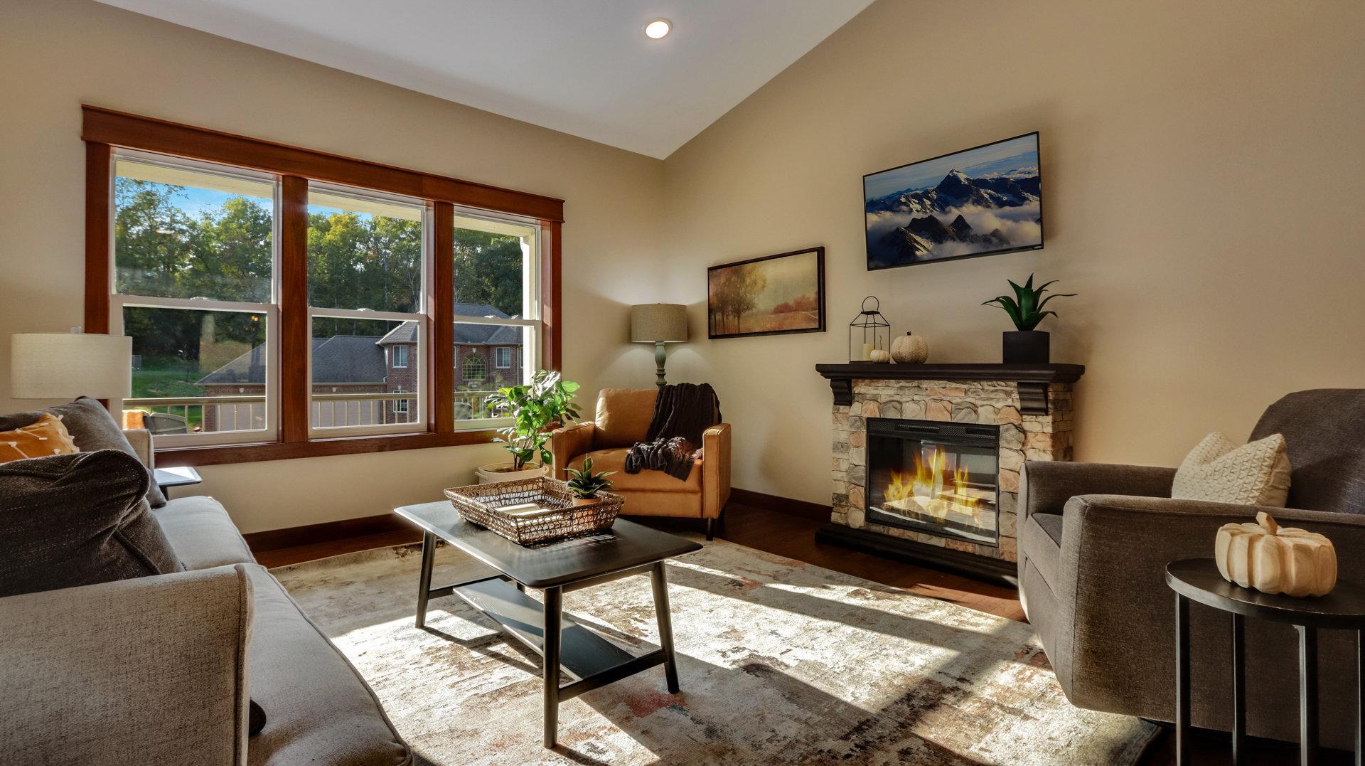4715 Oakwood Hills Parkway, Eau Claire, Wisconsin image 4