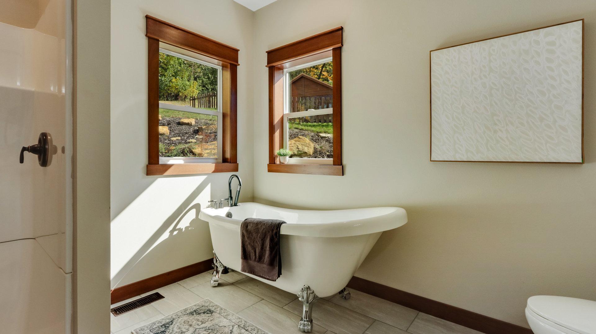4715 Oakwood Hills Parkway, Eau Claire, Wisconsin image 17