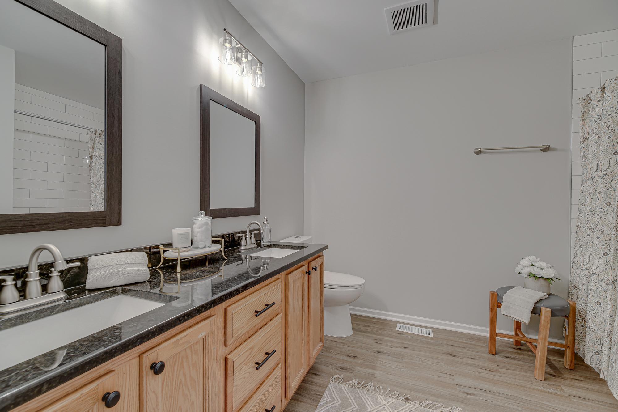 11244 Isanti Court, Minneapolis, Minnesota image 23