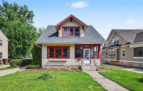 Homes For Sale - 520 E 7th Street<br/> Goodhue County, Red Wing, MN 55066